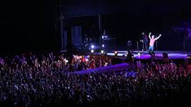 ¡Locura! Enrique Iglesias enamoró a los ticos en su concierto en el Parque Viva