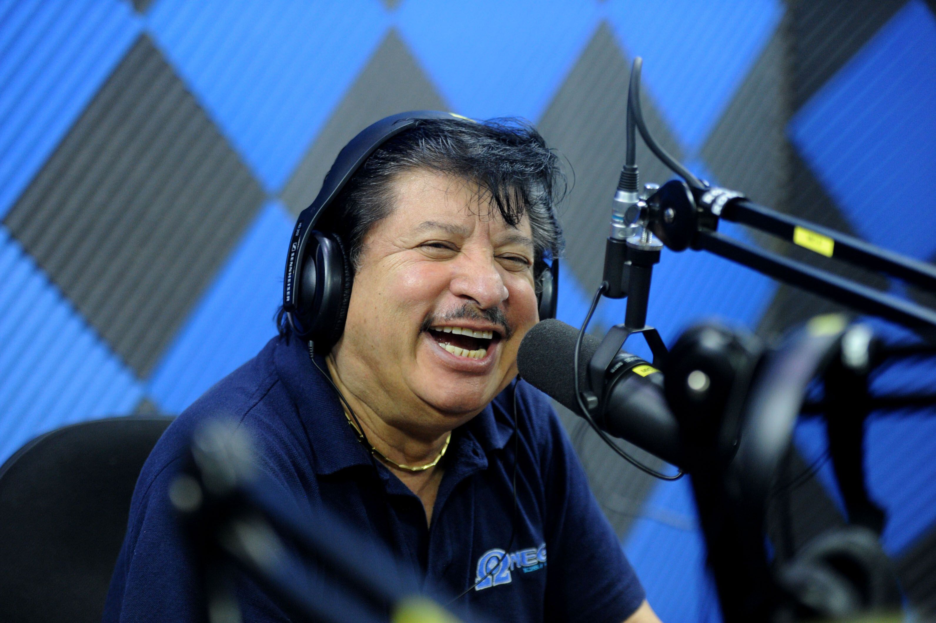 Carlos Ramos fue por 19 años una de las voces principales de Radio Omega. 