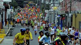 Correcaminos impone récord de asistencia en maratones en Costa Rica