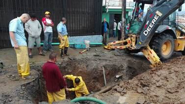 68.000 personas en cantones josefinos sin agua por ruptura de cañería