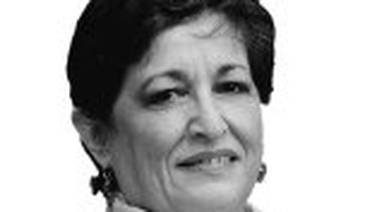 Eleonora Badilla: Educación sin distancia