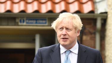 Boris Johnson felicita a líder independentista escocesa y la invita a trabajar juntos en ‘desafíos comunes’