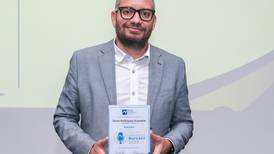 Periodista de ‘La Nación’ gana premio de Periodismo Bursátil de la Bolsa Nacional de Valores