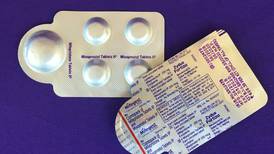 Estados Unidos aprueba uso de píldora abortiva bajo estrictas normas 