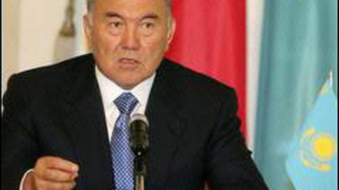 Presidente de Kazajistán podrá gobernar a perpetuidad