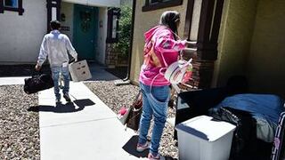 Arizona atraviesa dramática crisis habitacional, con 3.000 desalojos al mes