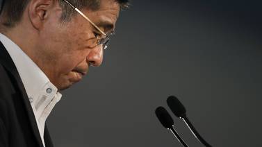 Director general de Nissan acepta haber recibido pagos dudosos 