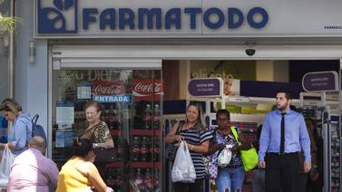 Autoridades arrestan a ejecutivos de cadena de farmacias en Venezuela