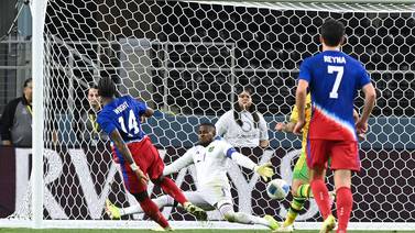 EE. UU. sufre, pero derrota a Jamaica y asegura su espacio en la final de la Concacaf