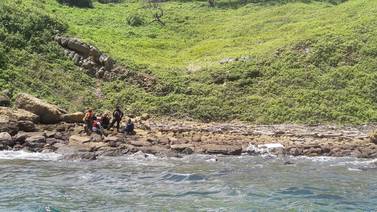 Cuerpo de niño que murió en naufragio de lancha con migrantes aparece en isla Bolaños