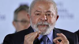 Banco Central de Brasil mantiene tasa de interés a pesar de presiones del gobierno