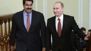 Vladimir Putin y Nicolás Maduro se reúnen, con Venezuela y Rusia en crisis