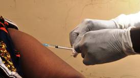 Estudio en Costa Rica halló solo efectos secundarios leves en aplicación de vacuna contra papiloma