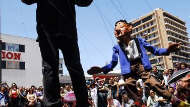  Marionetas sedujeron a su paso por  San José 