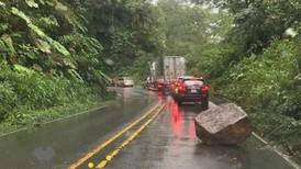 Cerrada ruta 32 por lluvias y caída de material sobre la carretera