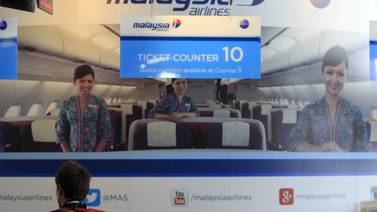   Intensa búsqueda de avión malasio desaparecido