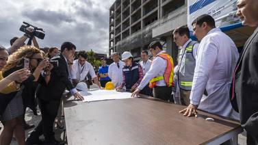 Nueva torre de quirófanos del hospital México disminuirá listas de espera, afirma el gobierno