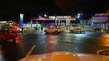 (Video) Asesinos simulan ser repartidores de Glovo para matar a víctima en gasolinera de Coronado
