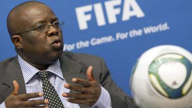 FIFA expulsa de por vida a Bin Hammam