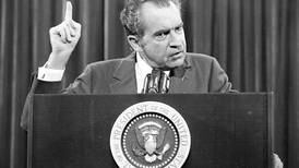 Nixon mentía sobre eficacia de los bombardeos en Vietnam, revela libro de Woodward