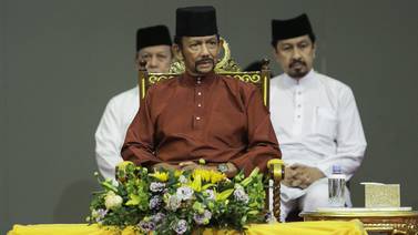 Ley de Brunéi para matar homosexuales y adúlteros viola los derechos humanos, critica la ONU