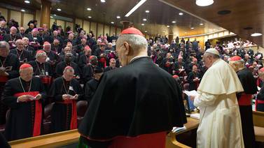  Papa Francisco exhorta a  hablar sin tapujos sobre familia actual