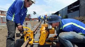 Arreglo de línea ferroviaria a Alajuela camina a paso lento
