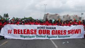  Ejército de Nigeria localiza a las jóvenes secuestradas    