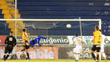 Herediano suma los mismos errores y cae frente a Guadalupe  en su debut en el Torneo Apertura