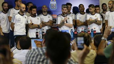 Lionel Messi anuncia que Argentina no hablará con la prensa por acusación contra Lavezzi