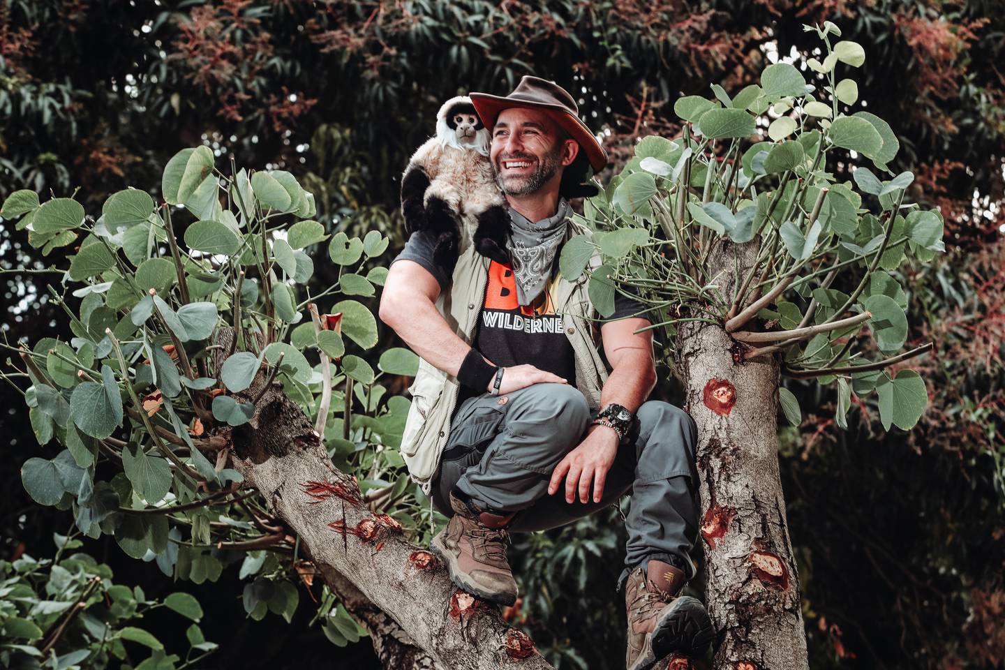 07/03/2024/ Retratos del reconocido conductor de Animal Planet, Coyote Peterson, quien está en el país para compartir con los ticos las aventuras que ha vivido recorriendo Costa Rica y el mundo / MATERIAL EMBARGADO VIVA 
 Y REVISTA DOMINICAL / Foto John Durán