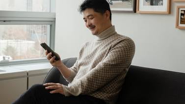 El fundador de la aplicación de mensajería líder en Corea del Sur dona la mitad de su fortuna