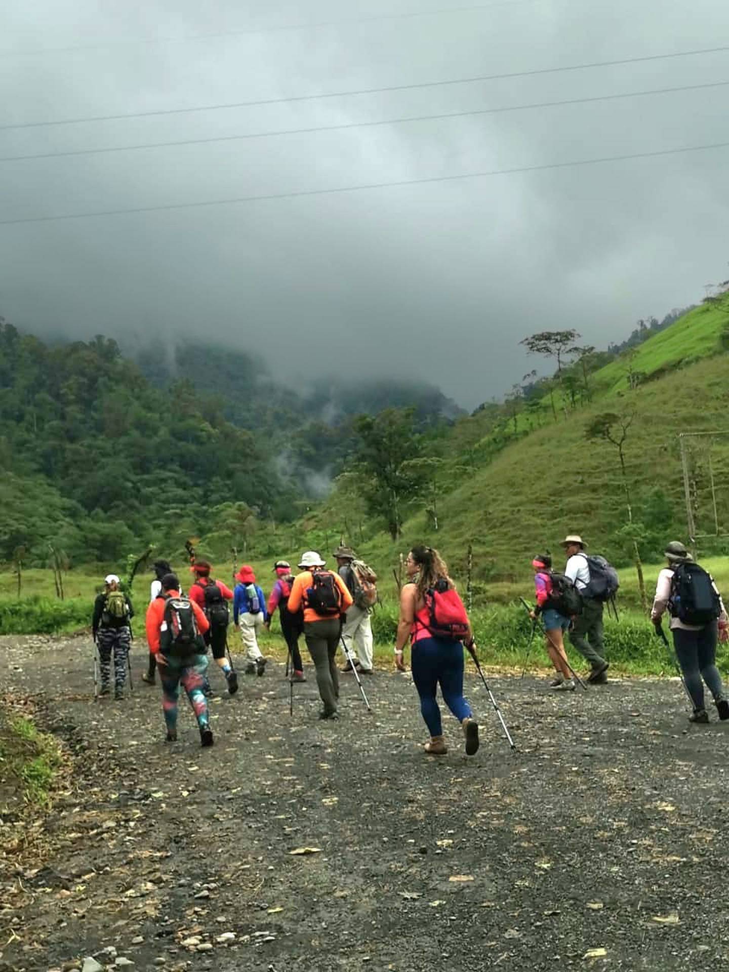 El Guarco Hiking Team organiza un recorrido por Tapantí y el Humo de Pejibaye. Facebook.
