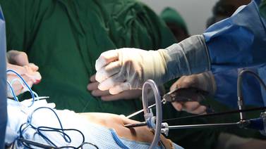 211 médicos inician formación como especialistas en hospitales de CCSS