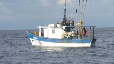 Caen cuatro barcos por pesca ilegal en Golfito