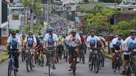 Unas 1.000 personas pedalearon por la vida y el ambiente