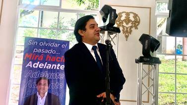 Sergio Mena intenta por tercera vez llegar a Zapote o al Congreso