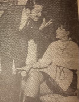 Roberto González y Olga Grossi en el montaje 'El pedido de mano'. ('La Nación', del 22 de octubre de 1969, p. 50)