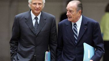 Acusan a Chirac de recibir varios maletines con dinero africano