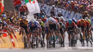 Andrey Amador dosifica fuerzas mientras se acercan los Pirineos en el Tour de Francia
