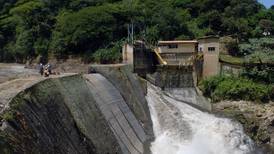 Primeros muestreos de agua en Puente de Mulas revelan vulnerabilidad de acueducto que abastece a Alajuelita