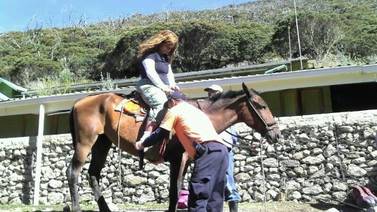 Enfermera rescatada bajará el Chirripó montada a caballo