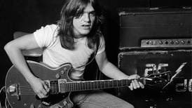 Murió el guitarrista Malcolm Young, cofundador de la banda AC/DC