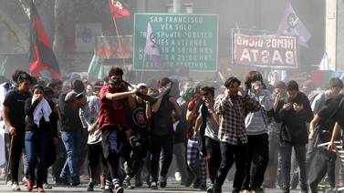Masiva protesta de estudiantes chilenos