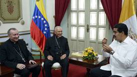 Nicolás Maduro acusa a oposición de Venezuela de explotar refinería en el 2012