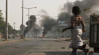Carestía de bienes sigue a     violencia en Mozambique
