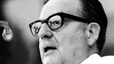 Hace 50 años: Chile vivía escasez de combustible; Salvador Allende pidió a México