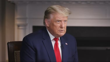 (Video) Donald Trump cumplió su amenaza: difunde entrevista inédita de CBS en la que se marcha molesto