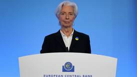 BCE será valiente en tomar decisiones ‘delicadas’ para devolver la inflación al 2%, afirma Lagarde