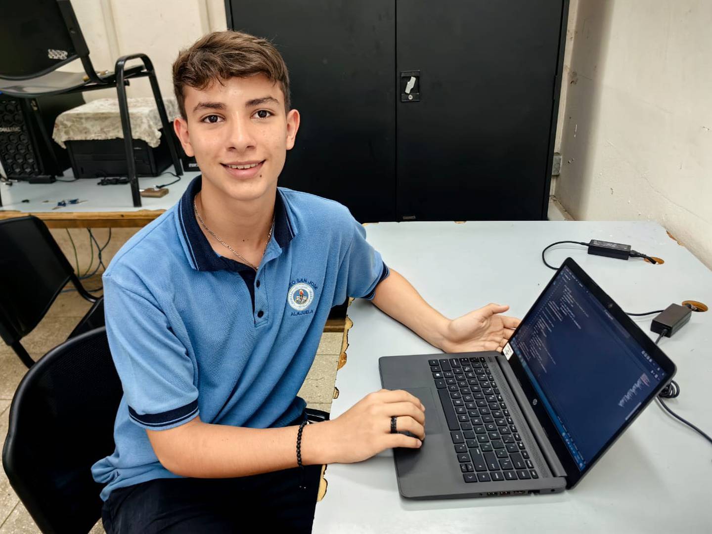 Josué Segura Benavides, estudiante del Liceo San José de Alajuela, busca ganar la fase final de la Olimpiada Nacional de Informática.